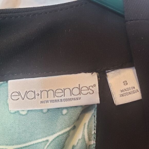 EVA MENDES Silky Jersey-knit Halter Maxi Dress - Picture 6 of 9